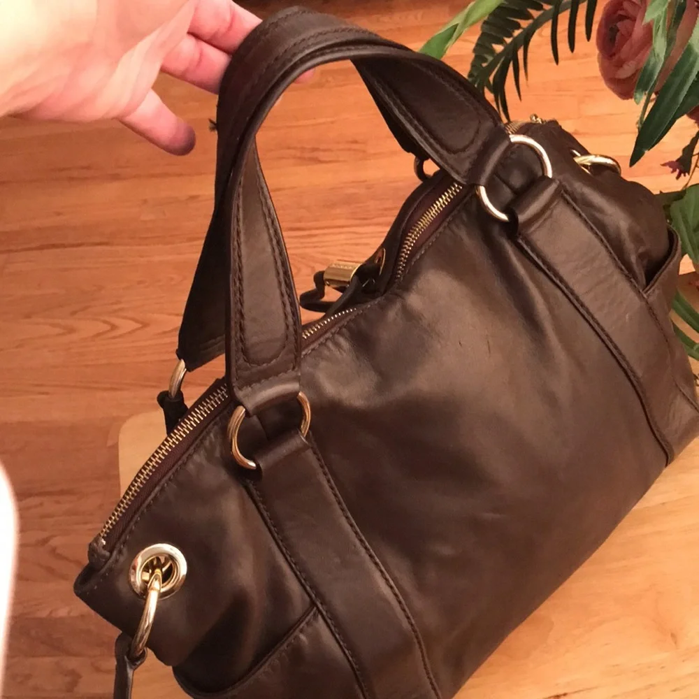 MICHAEL KORS butter soft brown leather purse. EUC - Picture 7 of 13